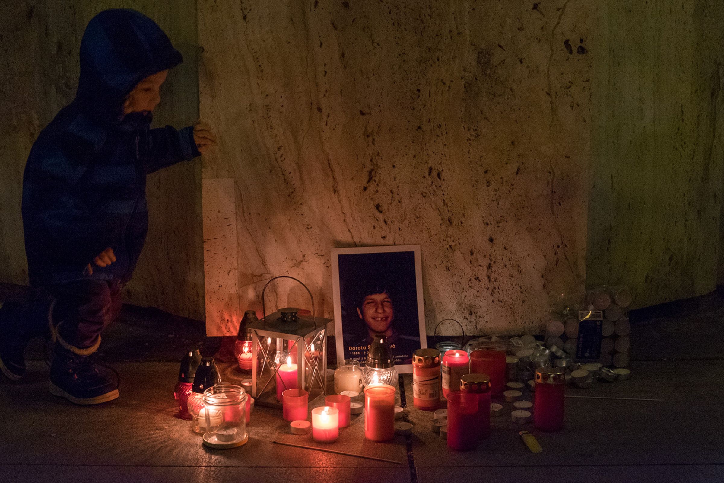 Děti úplňku Noc důstojnosti 2023 fotogalerie