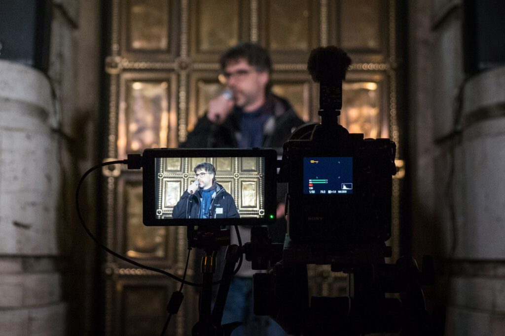 Děti úplňku – pro média